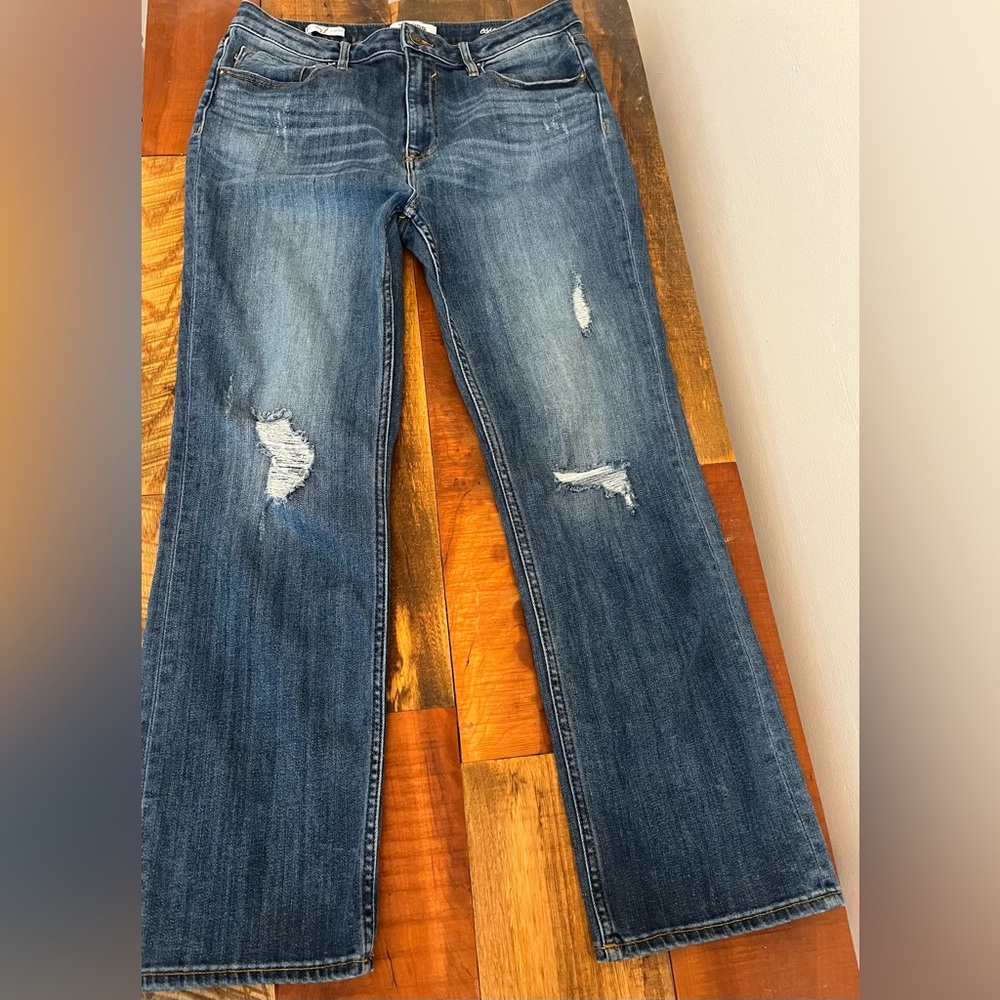 Vigoss women’s essential ace straight legs jeans size 32